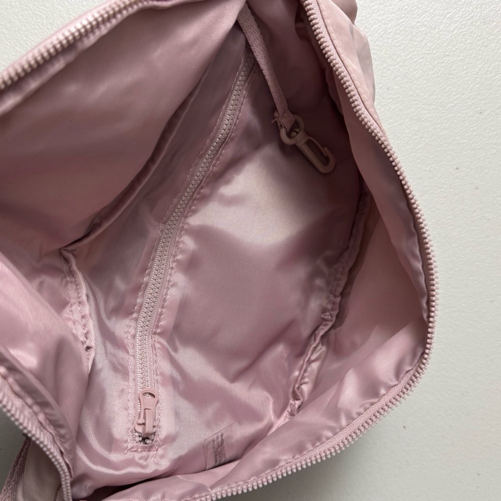 BEIS The Sport Pack Atlas Pink - Picture 3 of 4